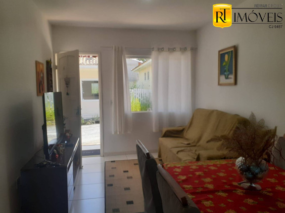 Imagem Casa com 2 Quartos à Venda, 72 m² em Outeiro - Araruama Imagem Casa com 2 Quartos à Venda, 72 m² em Outeiro - Araruama