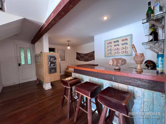 Imagem Casa com 4 Quartos à Venda, 371 m² em Comary - Teresópolis Imagem Casa com 4 Quartos à Venda, 371 m² em Comary - Teresópolis