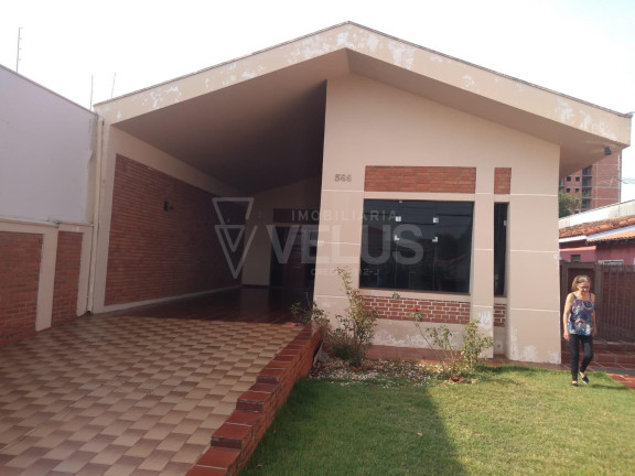 Imagem Casa com 3 Quartos à Venda, 255 m² em Centro - Itapetininga Imagem Casa com 3 Quartos à Venda, 255 m² em Centro - Itapetininga