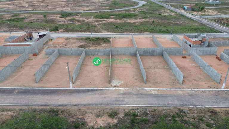 Imagem Casa com 2 Quartos à Venda, 69 m²
