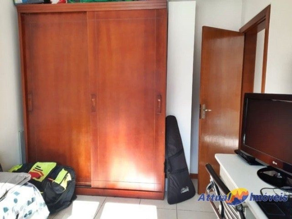 Imagem Imóvel com 2 Quartos à Venda, 56 m² em Pimenteiras - Teresópolis