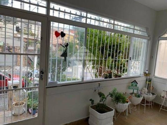 Imagem Sobrado com 3 Quartos à Venda, 370 m² em Vila Mariana - São Paulo Imagem Sobrado com 3 Quartos à Venda, 370 m² em Vila Mariana - São Paulo