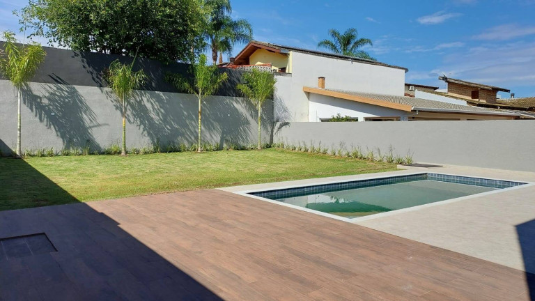 Imagem Casa com 4 Quartos à Venda, 600 m² em Usina - Atibaia