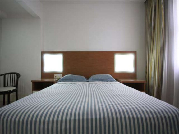 Imagem Apartamento com 3 Quartos para Temporada, 200 m² em Copacabana - Rio De Janeiro