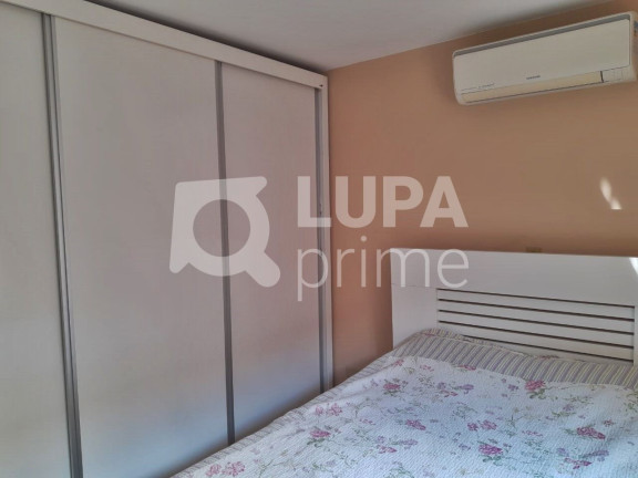 Imagem Casa com 3 Quartos à Venda, 177 m² em Jardim Guanca - São Paulo