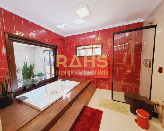 Imagem Casa com 4 Quartos à Venda, 420 m² em Anita Garibaldi - Joinville Imagem Casa com 4 Quartos à Venda, 420 m² em Anita Garibaldi - Joinville