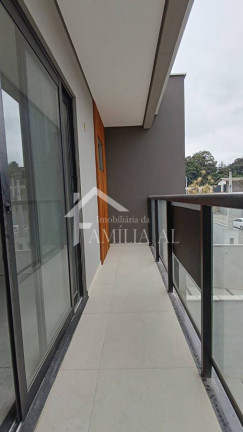 Imagem Casa com 3 Quartos à Venda, 135 m² em Bom Retiro - Joinville Imagem Casa com 3 Quartos à Venda, 135 m² em Bom Retiro - Joinville