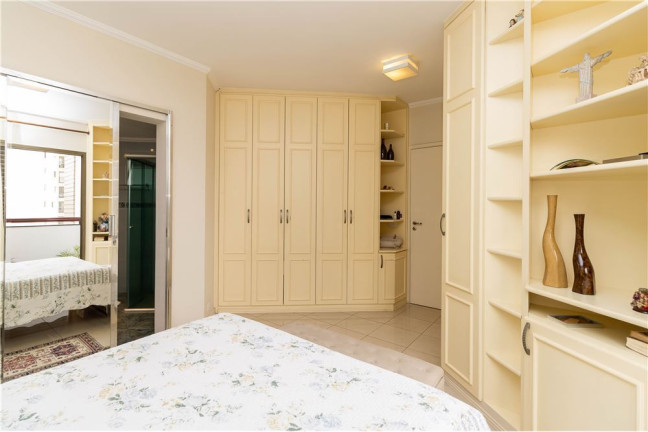 Imagem Imóvel com 3 Quartos à Venda, em Saúde - São Paulo Imagem Imóvel com 3 Quartos à Venda, em Saúde - São Paulo