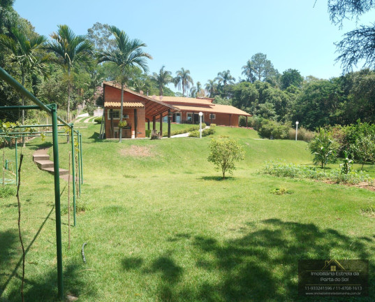 Imagem Casa com 3 Quartos à Venda, 250 m² em Centro - Ibiúna