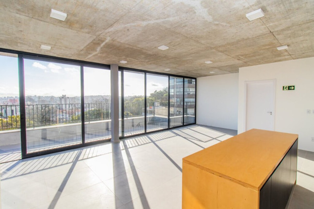 Imagem Imóvel com 2 Quartos à Venda, 77 m² em Menino Deus - Porto Alegre Imagem Imóvel com 2 Quartos à Venda, 77 m² em Menino Deus - Porto Alegre