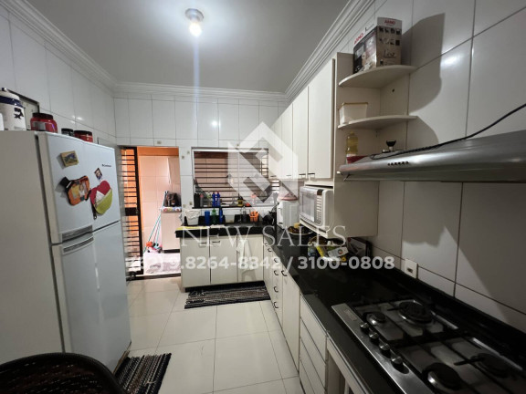 Imagem Casa com 4 Quartos à Venda, 300 m² em Parque Das Flores - Goiânia Imagem Casa com 4 Quartos à Venda, 300 m² em Parque Das Flores - Goiânia
