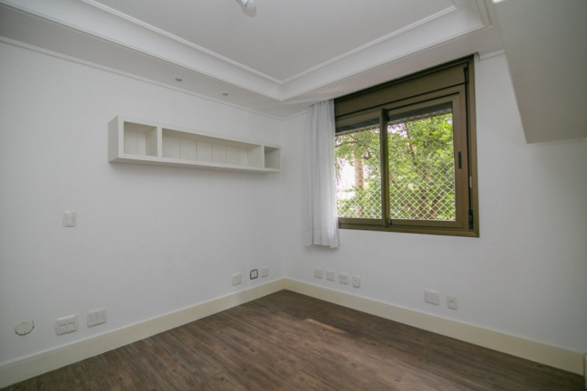 Imagem Imóvel com 3 Quartos à Venda, 190 m² em Petrópolis - Porto Alegre