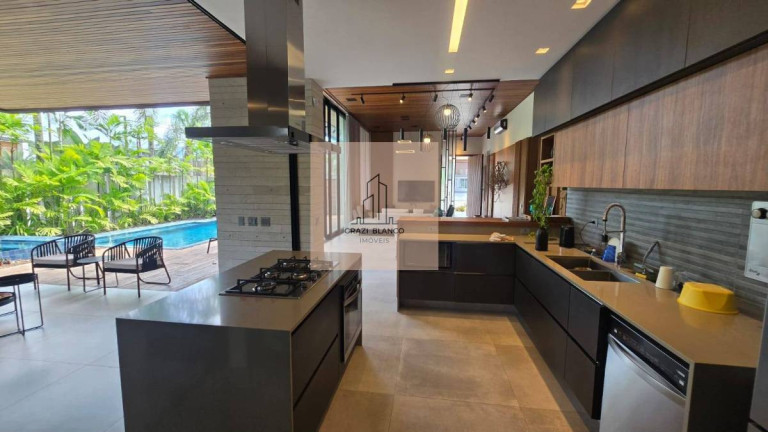 Imagem Casa de Condomínio com 4 Quartos à Venda, 349 m²