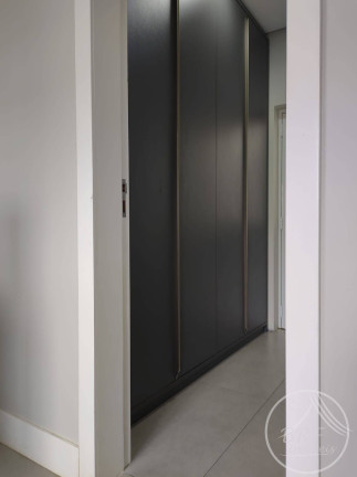 Imagem Casa com 3 Quartos à Venda, 327 m² em Estreito - Florianópolis Imagem Casa com 3 Quartos à Venda, 327 m² em Estreito - Florianópolis