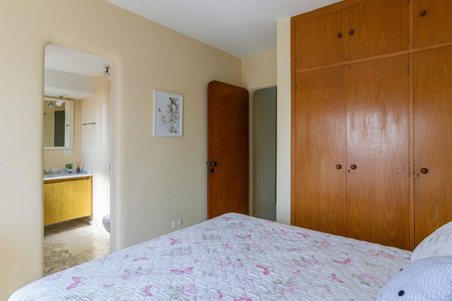 Imagem Imóvel com 3 Quartos à Venda, 177 m² em Vila Suzana - São Paulo Imagem Imóvel com 3 Quartos à Venda, 177 m² em Vila Suzana - São Paulo
