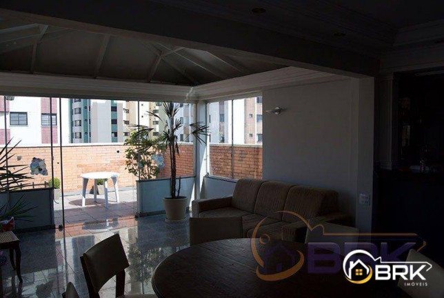 Apartamento com 3 Quartos à Venda, 240 m² em Tatuapé - São Paulo