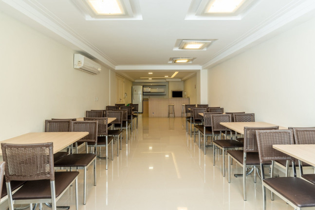 Imagem Apartamento com 2 Quartos à Venda, 111 m² em Menino Deus - Porto Alegre Imagem Apartamento com 2 Quartos à Venda, 111 m² em Menino Deus - Porto Alegre