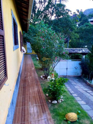 Imagem Casa com 4 Quartos à Venda, 250 m² em Jardim Salaco - Teresópolis