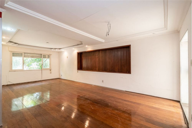 Imagem Casa com 4 Quartos à Venda,  em Petrópolis - Porto Alegre