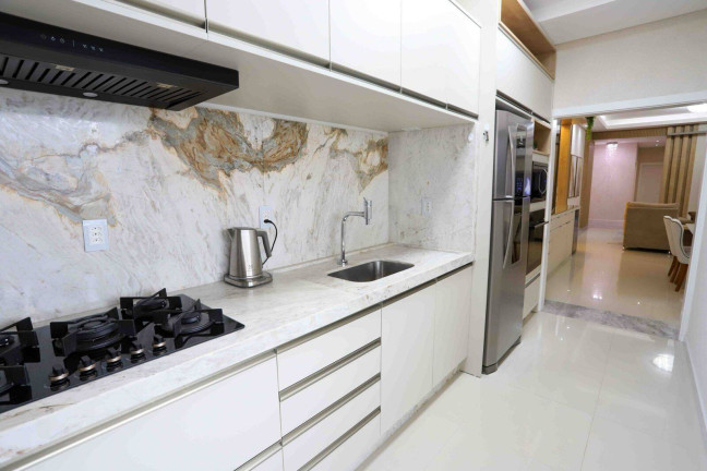 Imagem Apartamento com 4 Quartos à Venda, 225 m² em Meia Praia - Itapema Imagem Apartamento com 4 Quartos à Venda, 225 m² em Meia Praia - Itapema