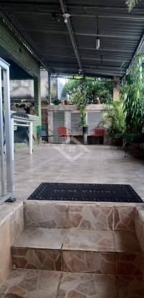 Imagem Casa com 4 Quartos à Venda, 360 m² em Agostinho Porto - São João De Meriti Imagem Casa com 4 Quartos à Venda, 360 m² em Agostinho Porto - São João De Meriti
