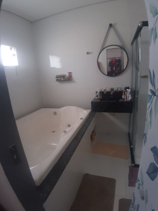 Imagem Casa com 5 Quartos à Venda, 383 m² em Novo Aleixo - Manaus Imagem Casa com 5 Quartos à Venda, 383 m² em Novo Aleixo - Manaus