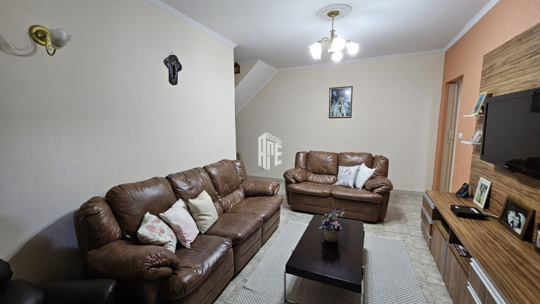 Imagem Casa com 3 Quartos à Venda, 177 m² em Vila Pires - Santo André