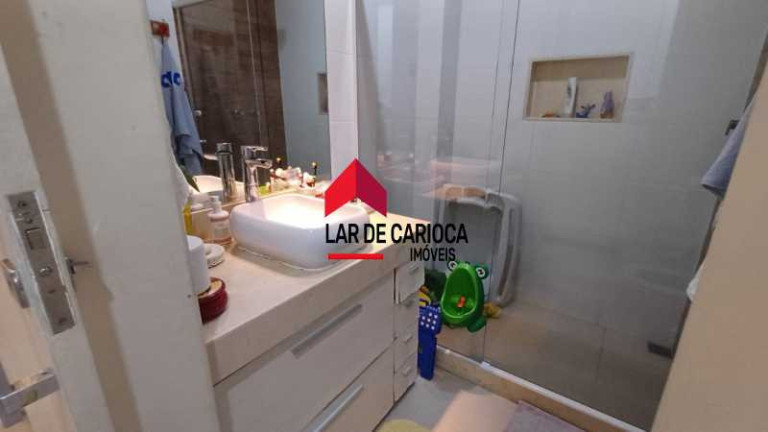 Imagem Apartamento com 2 Quartos à Venda, 85 m² em Copacabana - Rio De Janeiro Imagem Apartamento com 2 Quartos à Venda, 85 m² em Copacabana - Rio De Janeiro