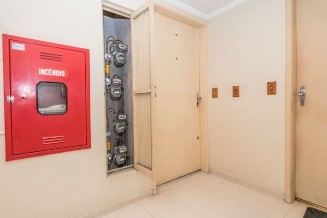 Imagem Imóvel com 1 Quarto à Venda, 33 m² em Cidade Baixa - Porto Alegre Imagem Imóvel com 1 Quarto à Venda, 33 m² em Cidade Baixa - Porto Alegre