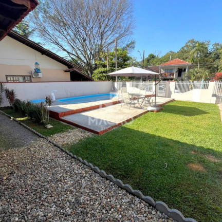Imagem Casa com 3 Quartos à Venda, 140 m² em Barra Do Rio Cerro - Jaraguá Do Sul Imagem Casa com 3 Quartos à Venda, 140 m² em Barra Do Rio Cerro - Jaraguá Do Sul