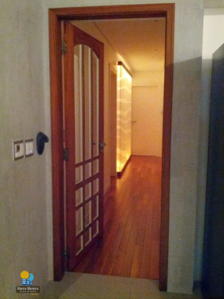 Imagem Apartamento com 4 Quartos à Venda, 248 m² em Centro - Florianópolis Imagem Apartamento com 4 Quartos à Venda, 248 m² em Centro - Florianópolis