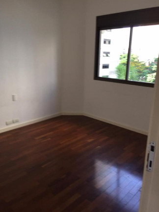 Imagem Imóvel com 3 Quartos à Venda, 285 m² em Vila Nova Conceição - São Paulo Imagem Imóvel com 3 Quartos à Venda, 285 m² em Vila Nova Conceição - São Paulo