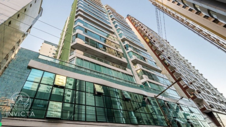 Imagem Apartamento com 3 Quartos à Venda, 100 m² em Centro - Balneário Camboriú Imagem Apartamento com 3 Quartos à Venda, 100 m² em Centro - Balneário Camboriú