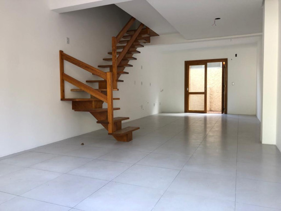 Imagem Casa de Condomínio com 2 Quartos à Venda, 106 m² em Teresópolis - Porto Alegre