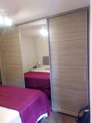 Imagem Casa com 3 Quartos à Venda, 250 m² em Vila Carmem - São Paulo