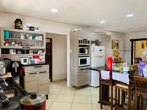Imagem Casa com 4 Quartos à Venda, 960 m² em Usina - Atibaia