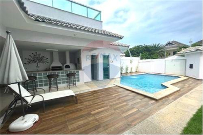Imagem Casa de Condomínio com 5 Quartos à Venda, 366 m² em Recreio Dos Bandeirantes - Rio De Janeiro Imagem Casa de Condomínio com 5 Quartos à Venda, 366 m² em Recreio Dos Bandeirantes - Rio De Janeiro