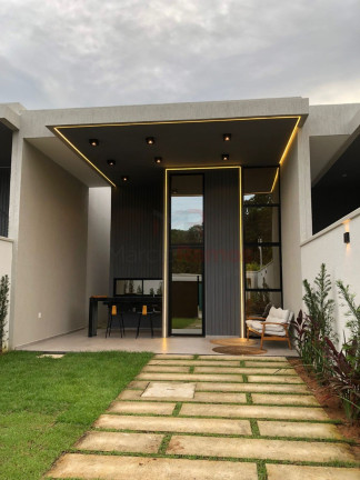 Imagem Casa com 4 Quartos à Venda, 140 m² em Urucunema - Eusébio