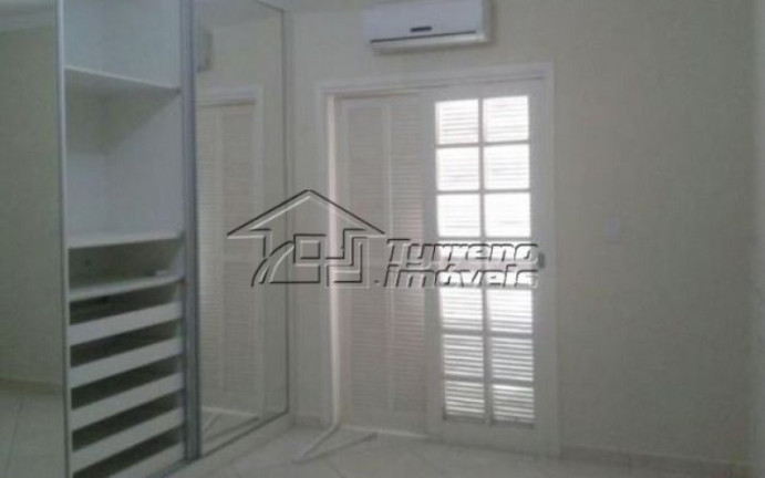 Imagem Casa com 3 Quartos à Venda, 130 m² em Jardim Das Indústrias - São José Dos Campos