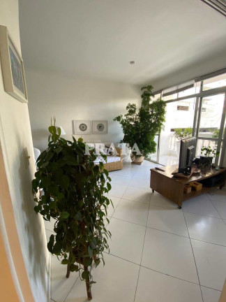 Imagem Apartamento com 2 Quartos à Venda, 60 m² em Enseada - Guarujá