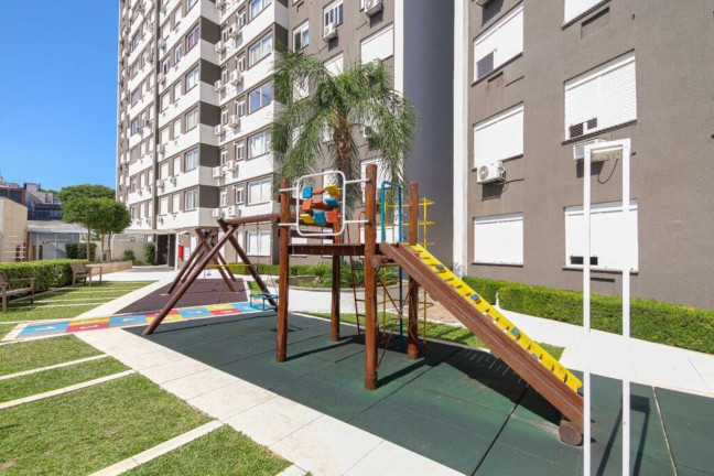Imagem Imóvel com 3 Quartos à Venda, 72 m² em Higienópolis - Porto Alegre Imagem Imóvel com 3 Quartos à Venda, 72 m² em Higienópolis - Porto Alegre