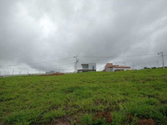 Imagem Terreno à Venda, 250 m² em Centro - Taubaté Imagem Terreno à Venda, 250 m² em Centro - Taubaté