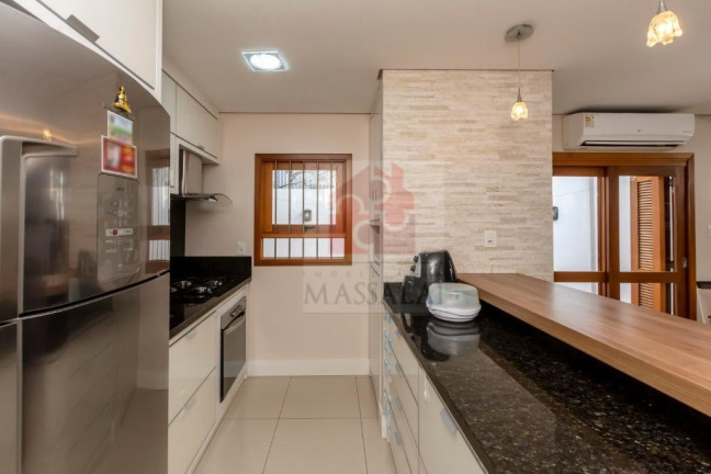 Imagem Casa com 3 Quartos à Venda, 70 m² em Agronomia - Porto Alegre