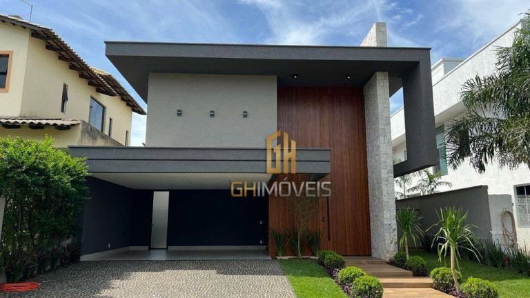 Imagem Sobrado com 4 Quartos à Venda, 290 m² em Jardins Madri - Goiânia