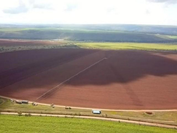 Imagem Fazenda à Venda, 1.300 m² em Zona Rural - Planaltina Imagem Fazenda à Venda, 1.300 m² em Zona Rural - Planaltina