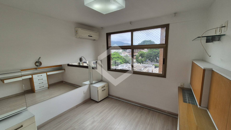 Imagem Cobertura com 4 Quartos à Venda, 200 m² em Freguesia (jacarepaguá) - Rio De Janeiro