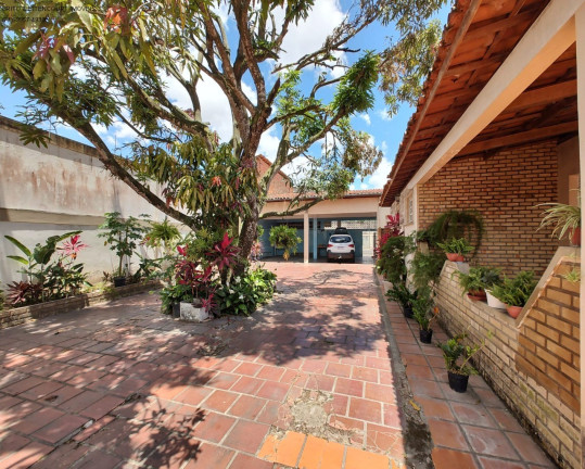 Imagem Casa com 5 Quartos à Venda, 497 m² em Serraria Brasil - Feira De Santana Imagem Casa com 5 Quartos à Venda, 497 m² em Serraria Brasil - Feira De Santana