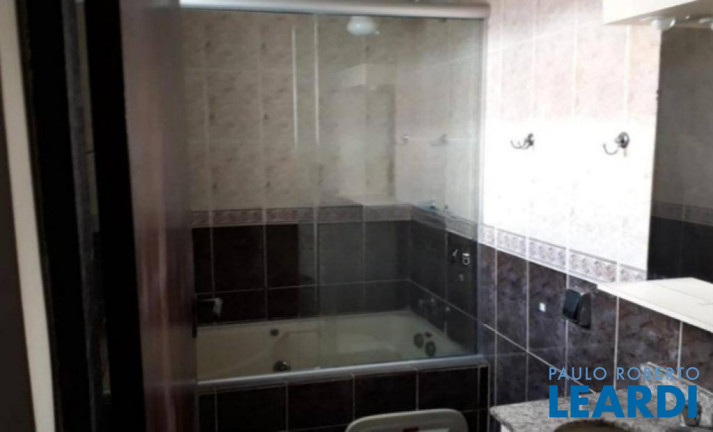 Imagem Sobrado com 5 Quartos à Venda, 483 m² em Campestre - Santo André Imagem Sobrado com 5 Quartos à Venda, 483 m² em Campestre - Santo André