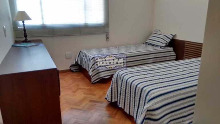 Imagem Apartamento com 4 Quartos à Venda, 290 m² em Copacabana - Rio De Janeiro Imagem Apartamento com 4 Quartos à Venda, 290 m² em Copacabana - Rio De Janeiro
