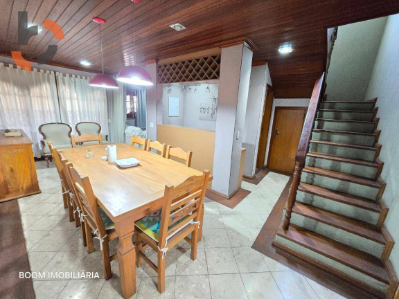 Imagem Casa com 4 Quartos à Venda, 243 m² em Caonze - Nova Iguaçu